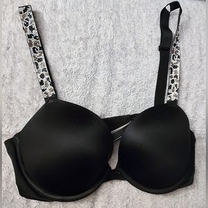 Victoria's secret very sexy push-up bra